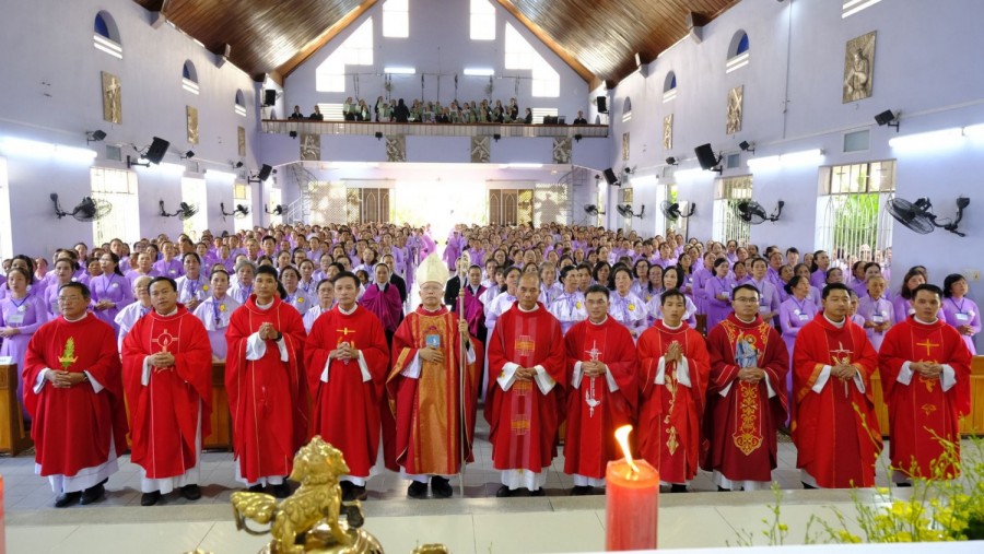 Hiệp thông – Tạ ơn – Dấn thân: Hoa trái của Lễ Suy Tôn Thánh Giá