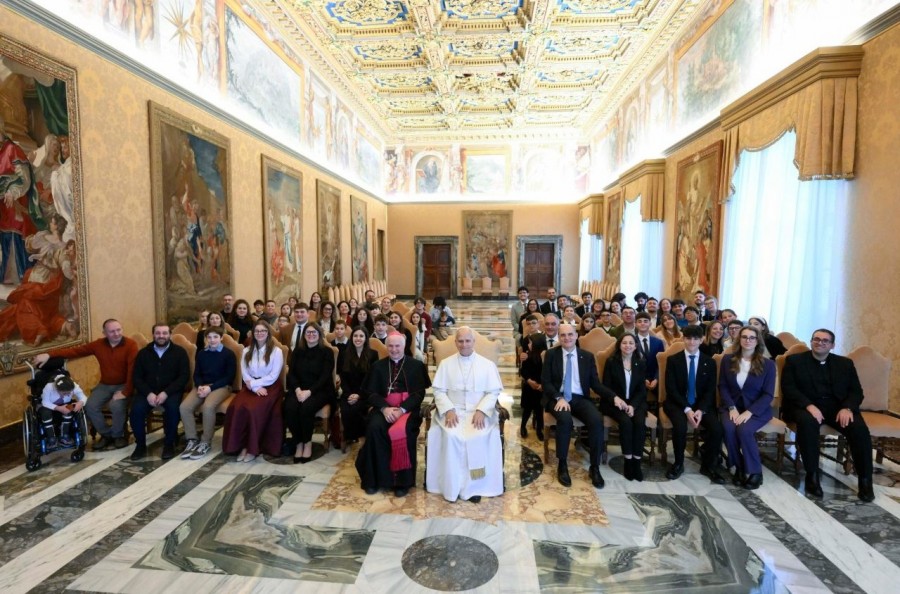 ĐTC Lêô XIV khích lệ các thiếu niên Công giáo Tiến hành Ý làm hòa trước lễ Giáng Sinh