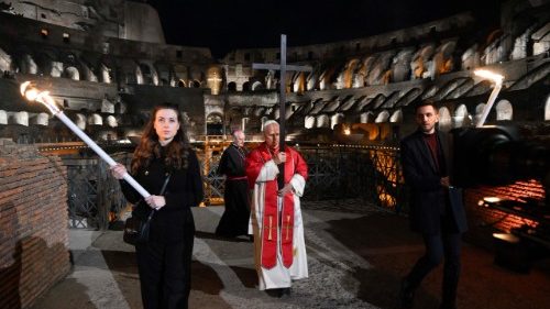 Các bài suy niệm Đàng Thánh Giá tại Colosseo (Thứ Sáu Tuần Thánh 3/4/2026)