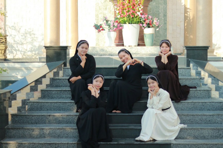 MỖI ƠN GỌI LÀ MỘT HỒNG ÂN