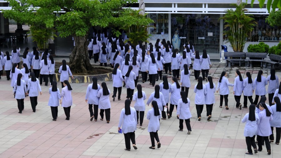 ĐIỂM HẸN THÁNG SÁU