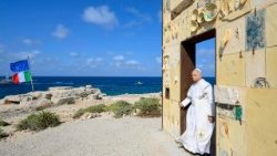 Đức Giáo hoàng Lêô XIV viếng thăm Lampedusa