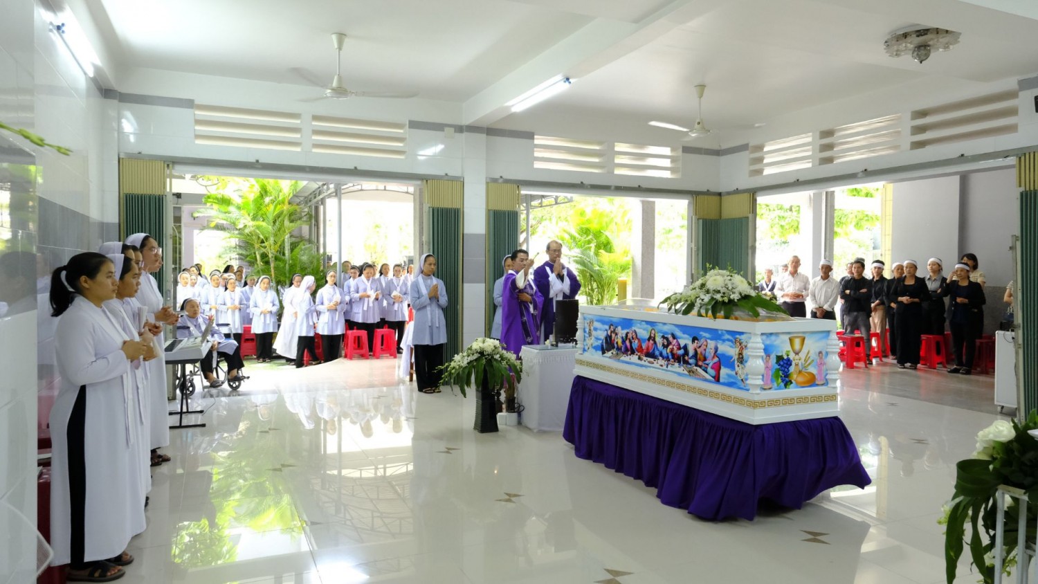 đám tang Chị Bính
