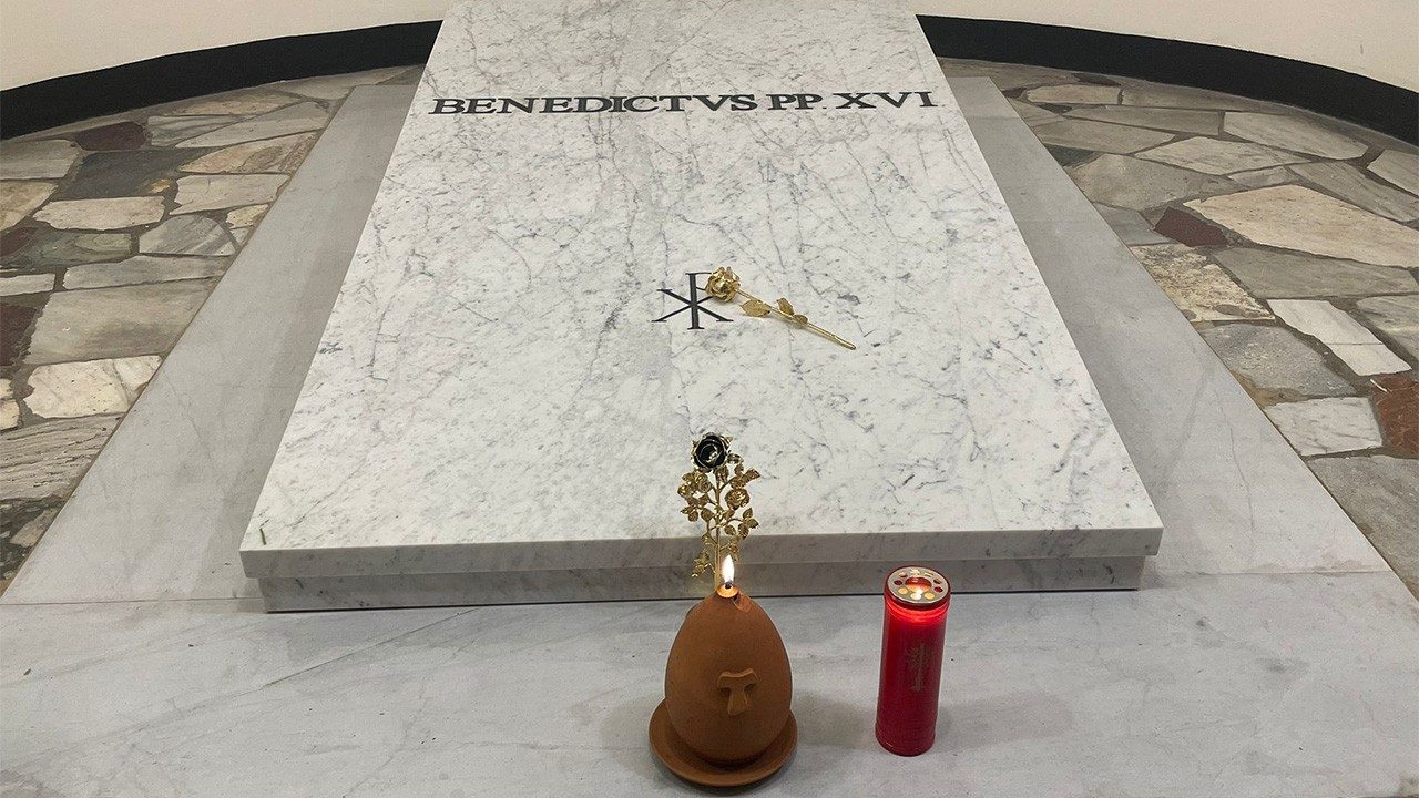 Các Thánh lễ tại Vatican nhân kỷ niệm 3 năm Đức Giáo hoàng Biển Đức XVI qua đời