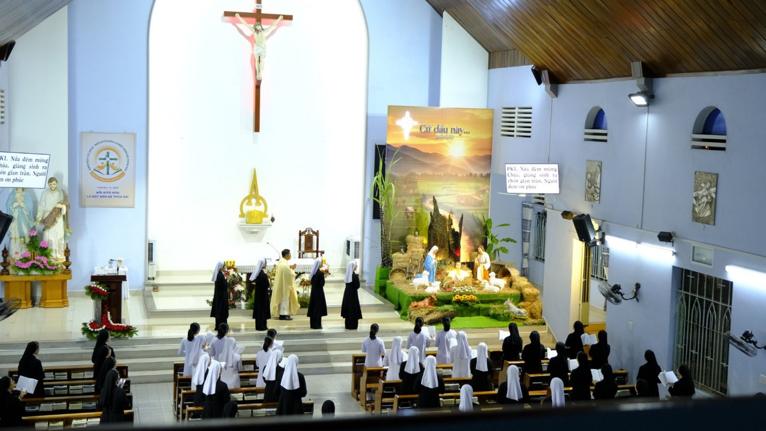 ĐÊM DIỄN NGUYỆN TỐI 24 12 2025 (11)