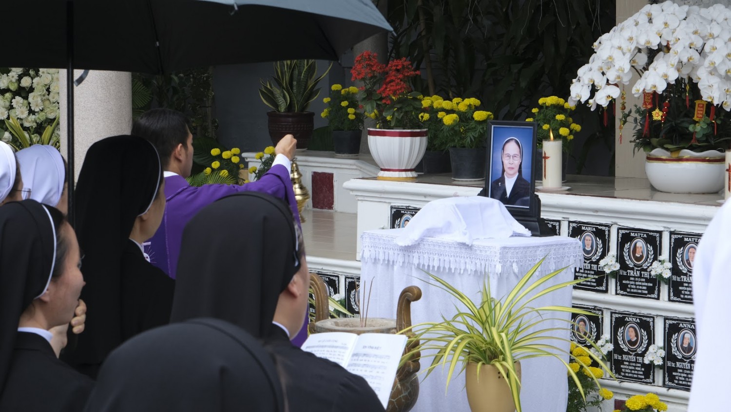 THÁNH LỄ TẠ ƠN CUỐI CÙNG CỦA CHỊ ANNA NGUYỄN THỊ TRUNG