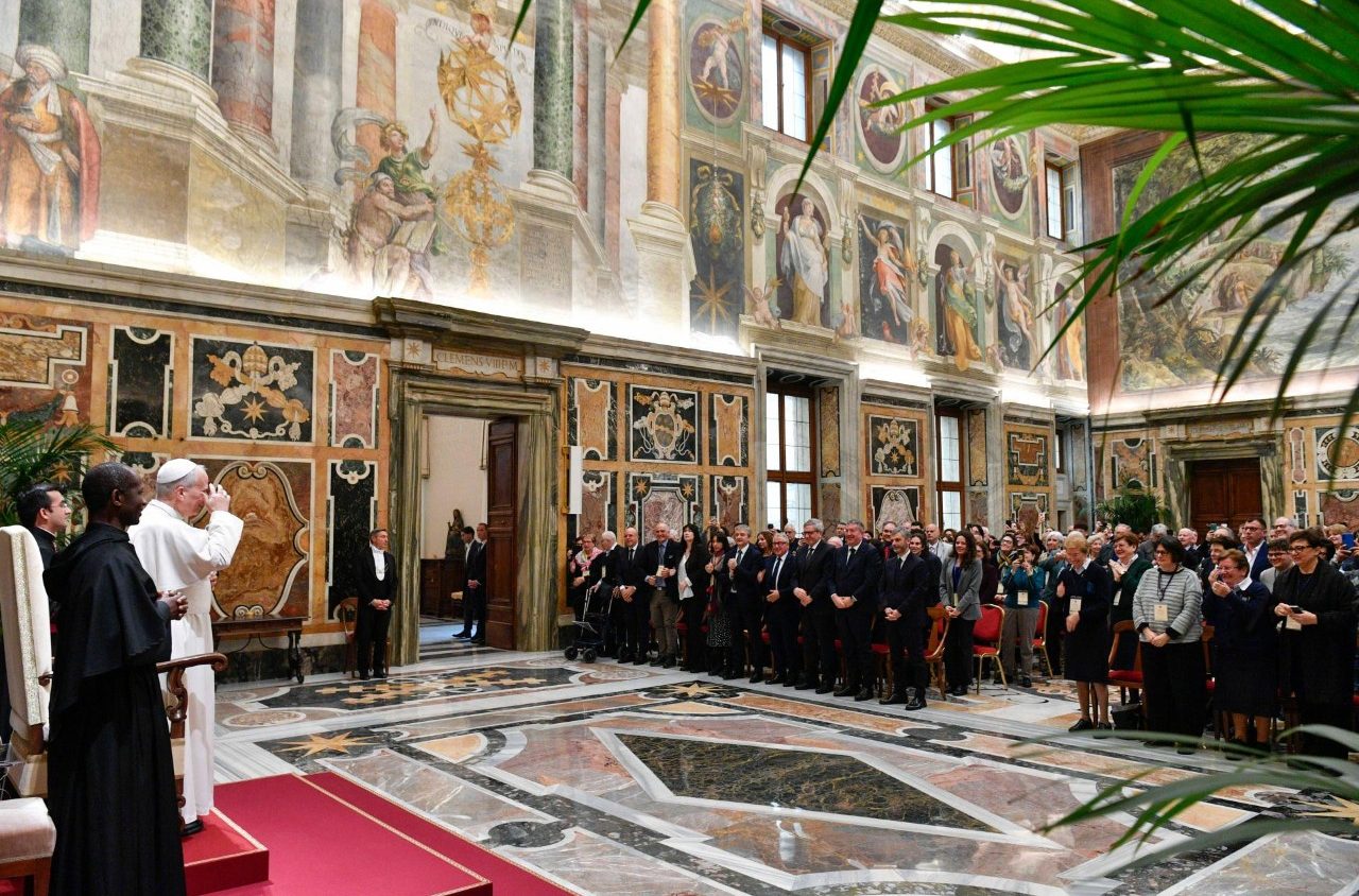 Đức Thánh Cha Lêô XIV gặp gỡ các tham dự viên của “Cattedra dell’Accoglienza” lần thứ tư  (@Vatican Media)