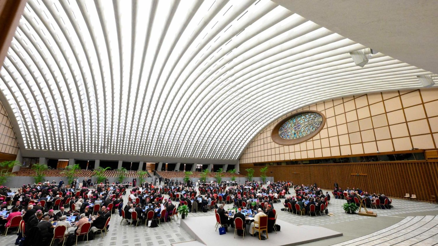 Một phiên họp chung tại Thượng Hội đồng Giám mục về hiệp hành  (VATICAN MEDIA Divisione Foto)