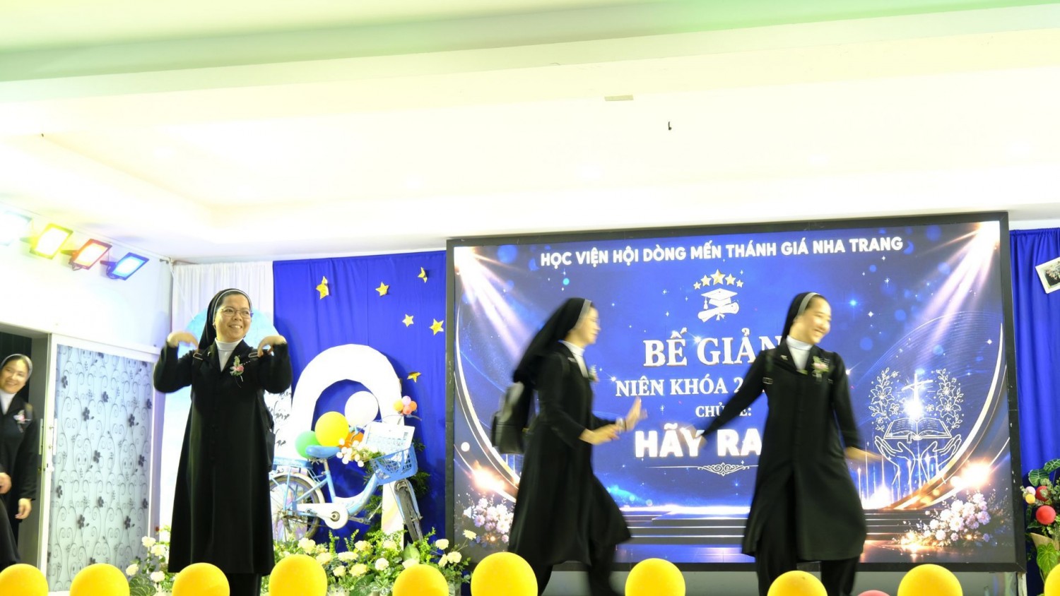 Ra đi