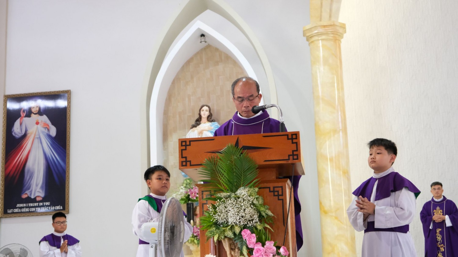 CHỊ MARIA VỀ NƠI AN NGHỈ (11)