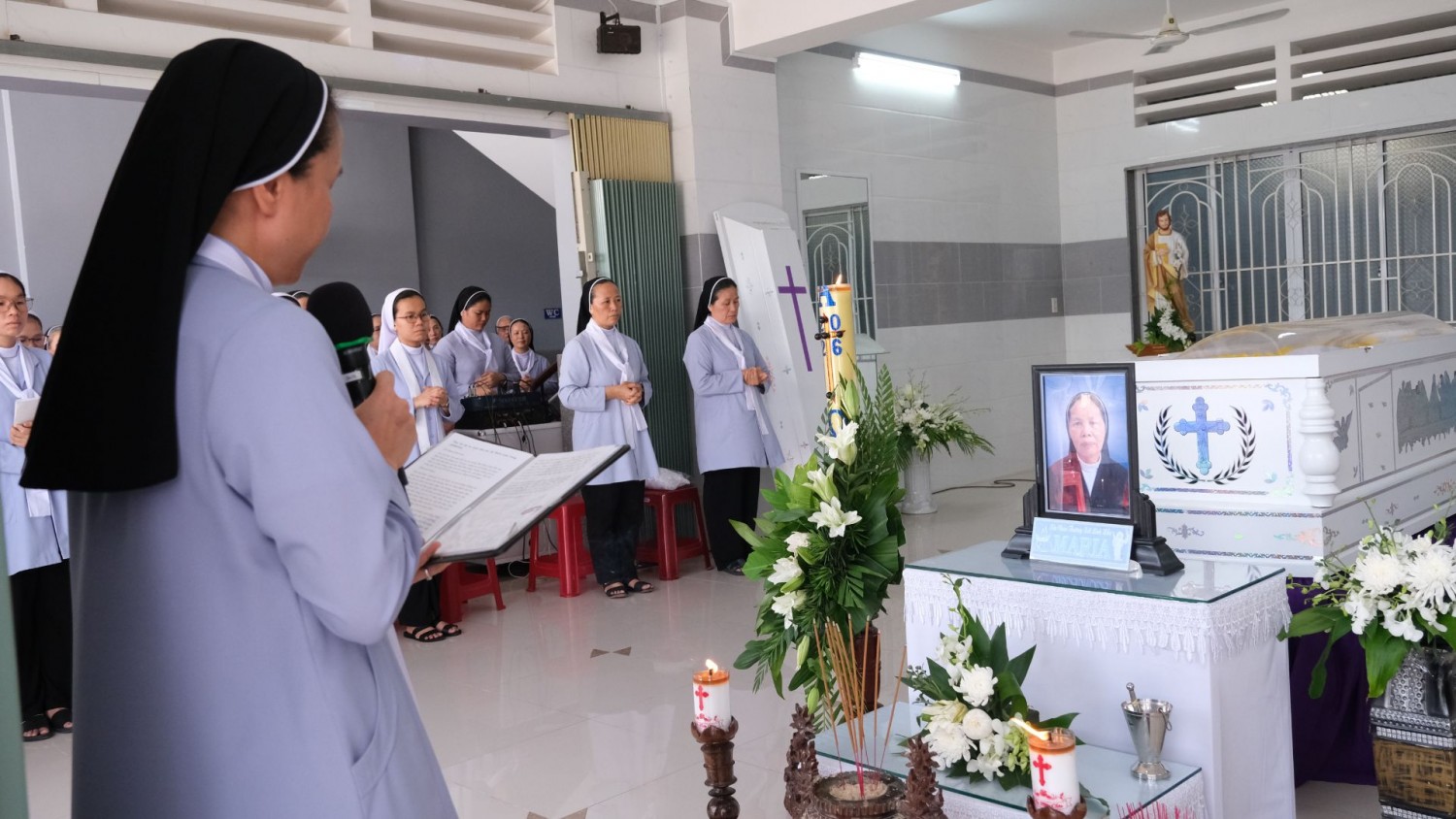 CHỊ MARIA VỀ NƠI AN NGHỈ (7)