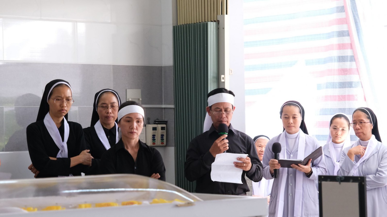 CHỊ MARIA VỀ NƠI AN NGHỈ (8)