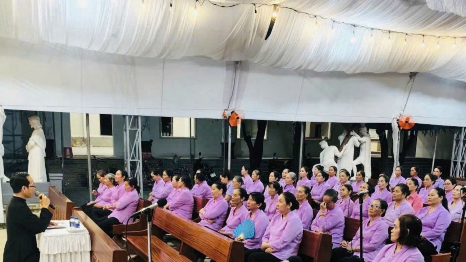 Hiệp Hội Tín Hữu Mến Thánh Giá Nha Trang – Vùng Hàm Tân Mừng Lễ Suy Tôn Thánh Giá (2)