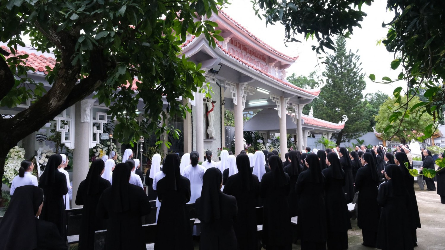 NHỮNG NGÀY TIỄN CHỊ MATTA (17)